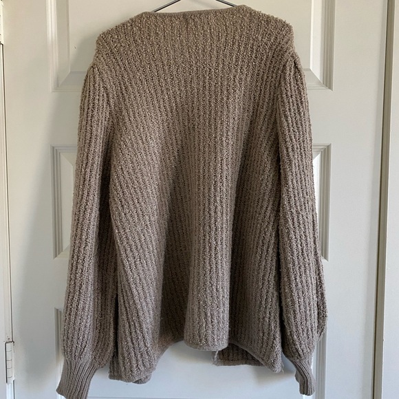 Vintage Balloon Sleeve Cardigan - Picture 2 of 4